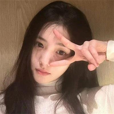 有些女孩这样做